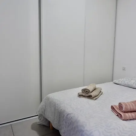 N8 Maison T2 Climatise Apartamento